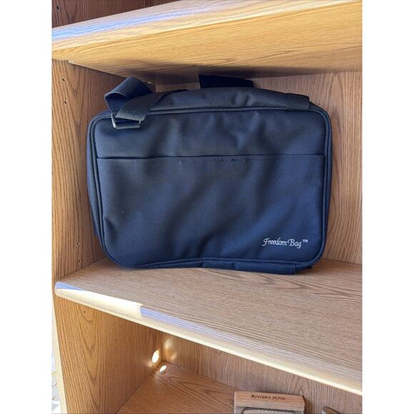 Freedom Bag Handbags - Freedom Bag QVC Travel Case Makeup Bag Organizer Toiletry Tote Straps Black VTG